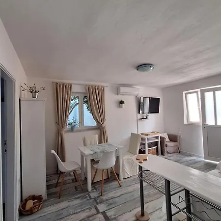 Lägenhet Mediteraneo 2 By Guide *