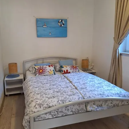 Mediteraneo 2 By Guide Klek