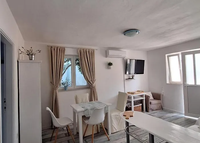 Lägenhet Mediteraneo 2 By Guide *