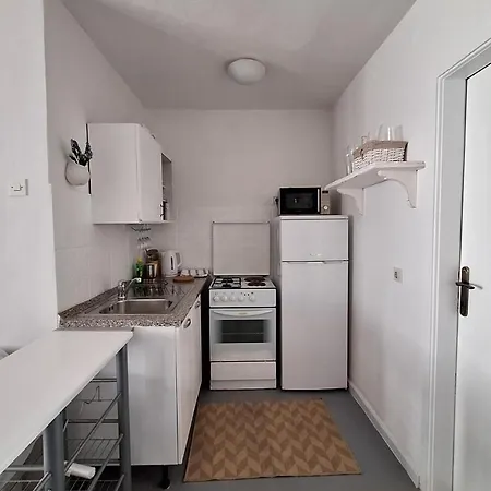 Mediteraneo 2 By Guide *